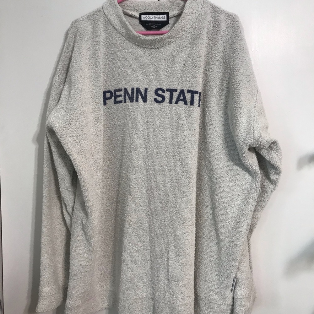Woolly Threads Women's Gray Fleece Sweatshirt